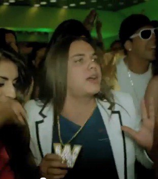 Wesley Safadão faz a festa no "Iate do Kuat"